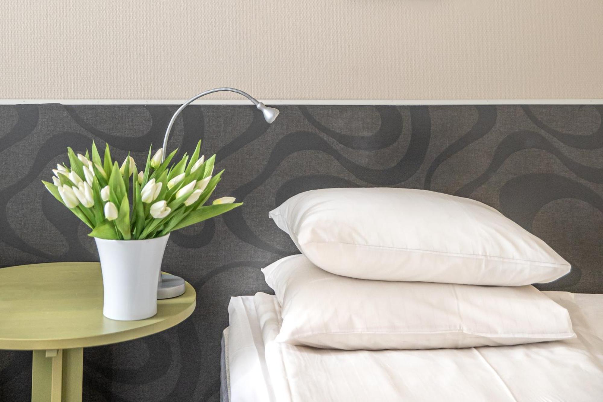 Borlänge Hotel Kupolen מראה חיצוני תמונה