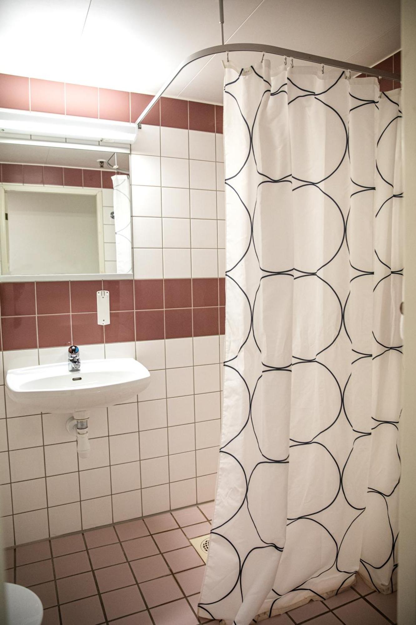 Borlänge Hotel Kupolen מראה חיצוני תמונה