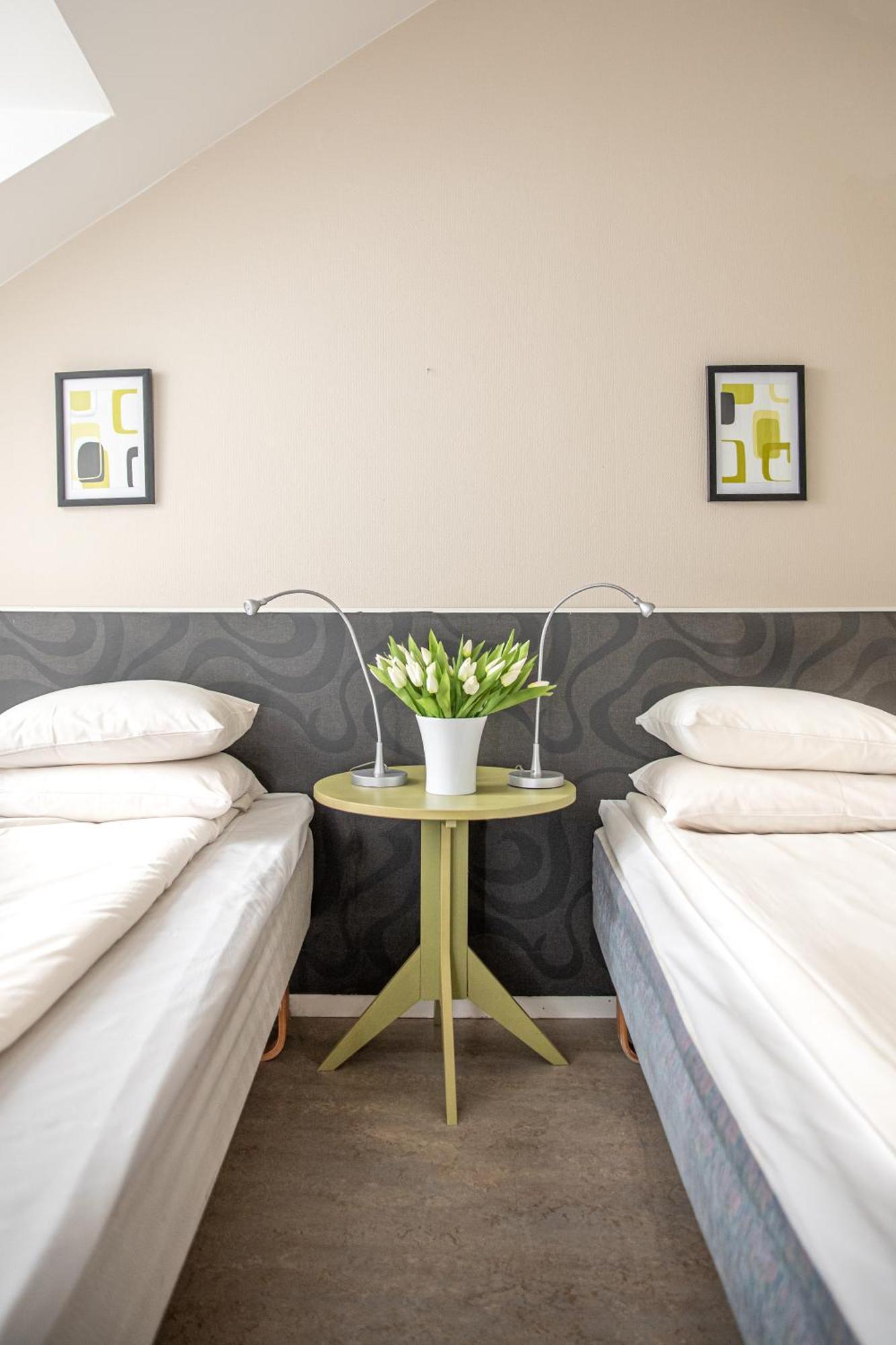 Borlänge Hotel Kupolen מראה חיצוני תמונה