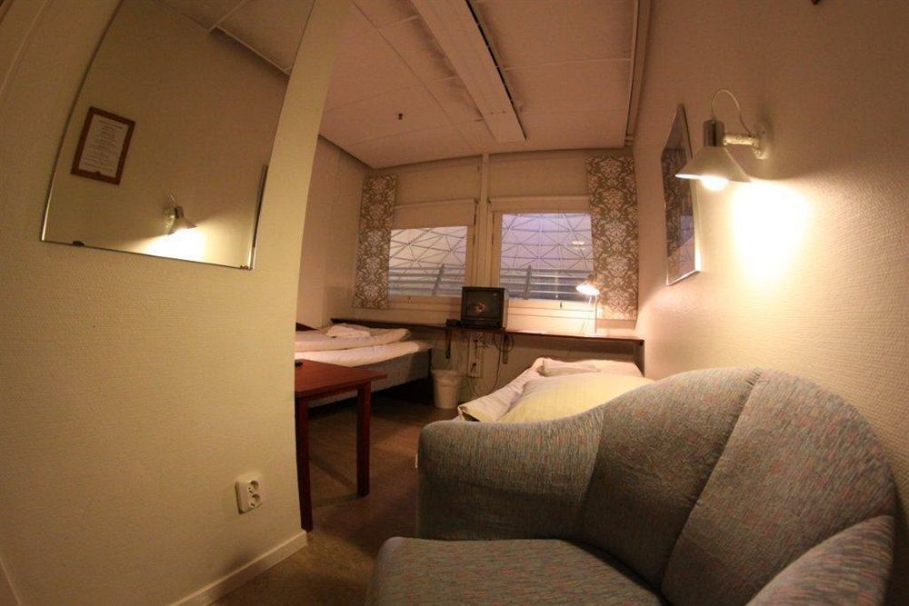 Borlänge Hotel Kupolen מראה חיצוני תמונה
